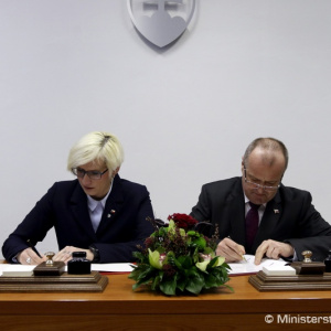 Minister Gajdoš a ministerka Šlechtová podpísali vykonávaciu dohodu k zmluve o vzájomnej ochrane vzdušného priestoru