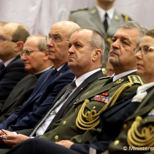 Zamestnanci rezortu obrany a profesionálni vojaci si pripomenuli 25. výročie vzniku Slovenskej republiky a Ozbrojených síl SR