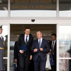 Minister P. Gajdoš rokoval s maďarským ministrom zahraničných vecí a obchodu P. Szijjártóm