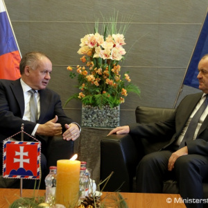 Prezident A. Kiska sa stretol s predstaviteľmi ministerstva obrany a ozbrojených síl