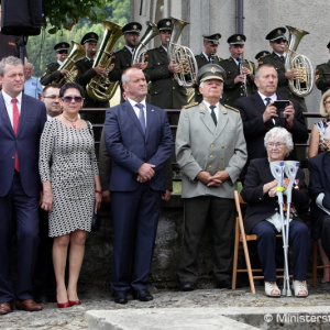 Minister Gajdoš si v obci Košariská pripomenul 137. výročie narodenia generála Štefánika
