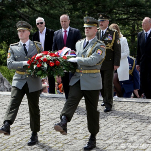 Minister Gajdoš si v rámci celoštátnej spomienkovej slávnosti uctil pamiatku generála M. R. Štefánika