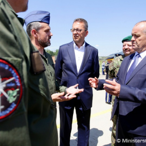Minister Gajdoš odovzdal vzdušným silám prvé dva vrtuľníky Black Hawk