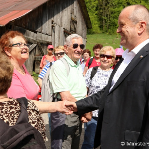 Minister Gajdoš si pod Muránskym hradom uctil pamiatku obetí 2. svetovej vojny