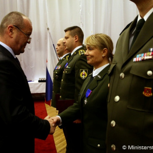 Vojaci a zamestnanci rezortu obrany si pripomenuli 24. výročie vzniku Slovenskej republiky a jej ozbrojených síl 