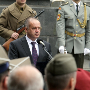 Minister obrany Martin Glváč si pripomenul 70. výročie Karpatsko - duklianskej operácie