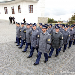 Slovenská republika sa dnes rozlúčila s prvým prezidentom SR a hlavným veliteľom vtedajšej Armády SR Michalom Kováčom