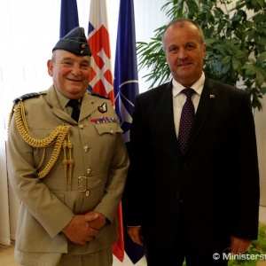 Minister Gajdoš rokoval s náčelníkom Generálneho štábu Kráľovských ozbrojených síl Spojeného kráľovstva Veľkej Británie a Severného Írska, Sirom Stuartom Peachom
