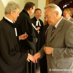 Spomienkové služby božie