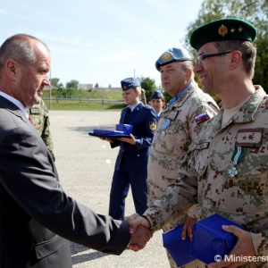 Minister Gajdoš privítal v Nitre vojakov po návrate z Cypru a Mali
