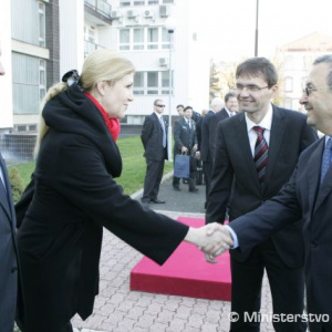 Predstavovanie oficiálnych delegácií