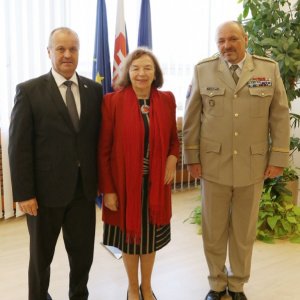 Minister Gajdoš rokoval s českou veľvyslankyňou L. Klausovou