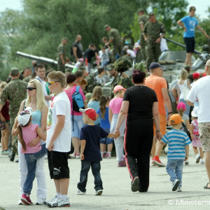 Hurá na prázdniny! Deň detí s ozbrojenými silami navštívili deti z celého Slovenska