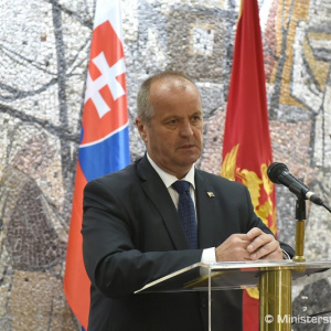 Slovensko chce rozvinúť spoluprácu s Čiernou Horou vo vojenskej oblasti