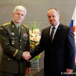 Predseda Vojenského výboru NATO P. Pavel ocenil príspevky Slovenska v rámci NATO