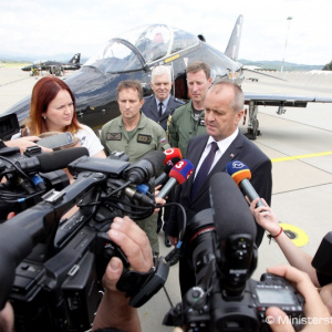P. Gajdoš: V rámci cvičenia Slovak Hawk si piloti zvyšujú bojovú kvalifikáciu aj komunikáciu v operačnom jazyku