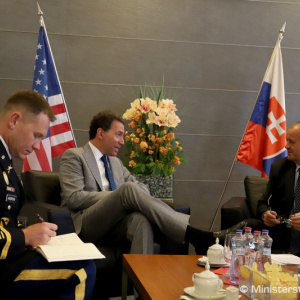 Minister Gajdoš rokoval s americkým veľvyslancom A. Sterlingom